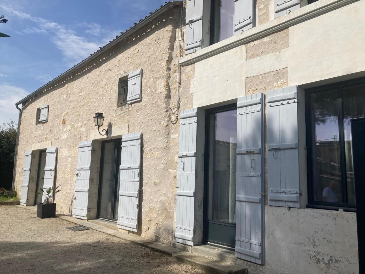 Corme-Royal Chambre D'Hotes Les Roches المظهر الخارجي الصورة