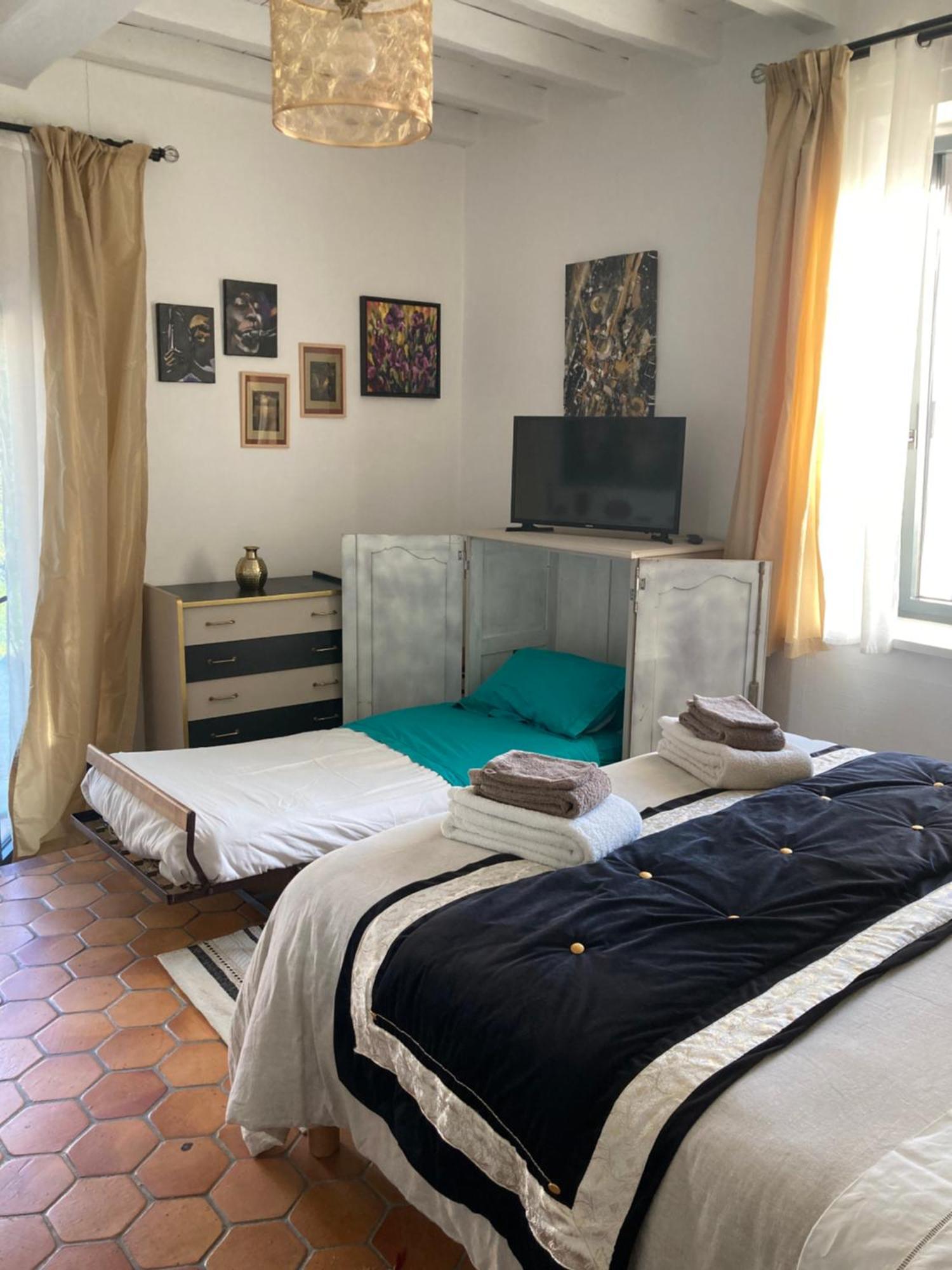 Corme-Royal Chambre D'Hotes Les Roches المظهر الخارجي الصورة
