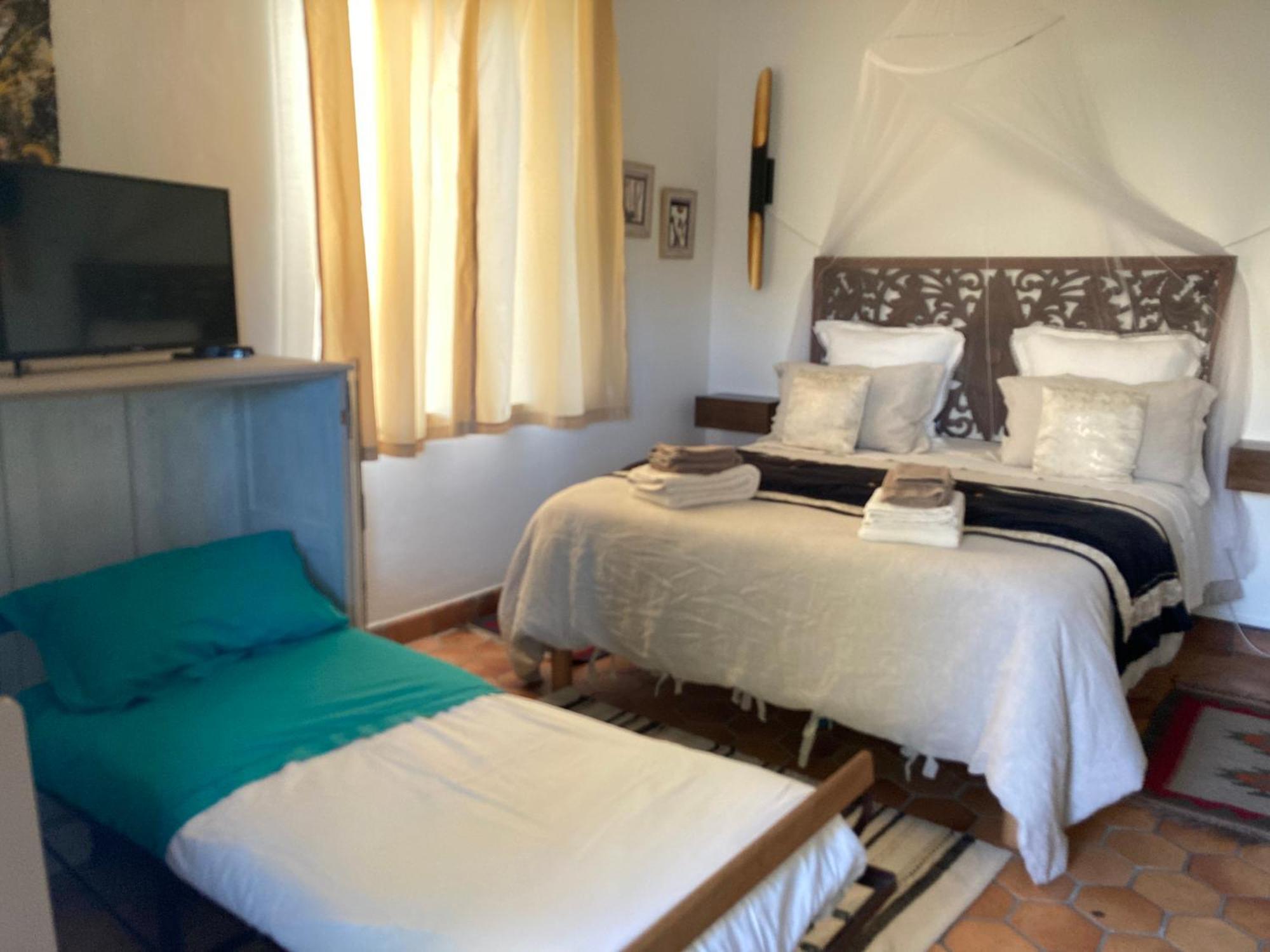 Corme-Royal Chambre D'Hotes Les Roches المظهر الخارجي الصورة